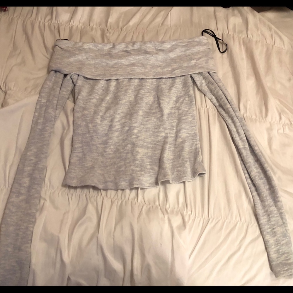 Off the shoulder marble top